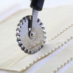 HENDI DOUGH CUTTER SERRATED 6 - Image 2